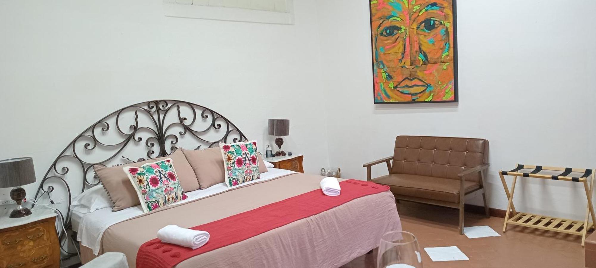 Aparthotel Sarita Centro Historico Sma Альенде Экстерьер фото