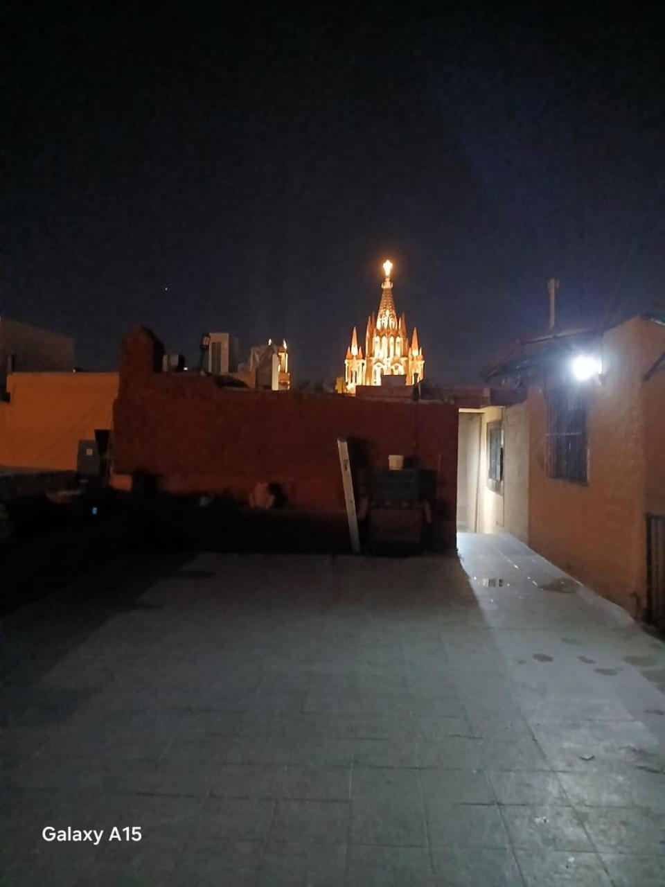 Aparthotel Sarita Centro Historico Sma Альенде Экстерьер фото