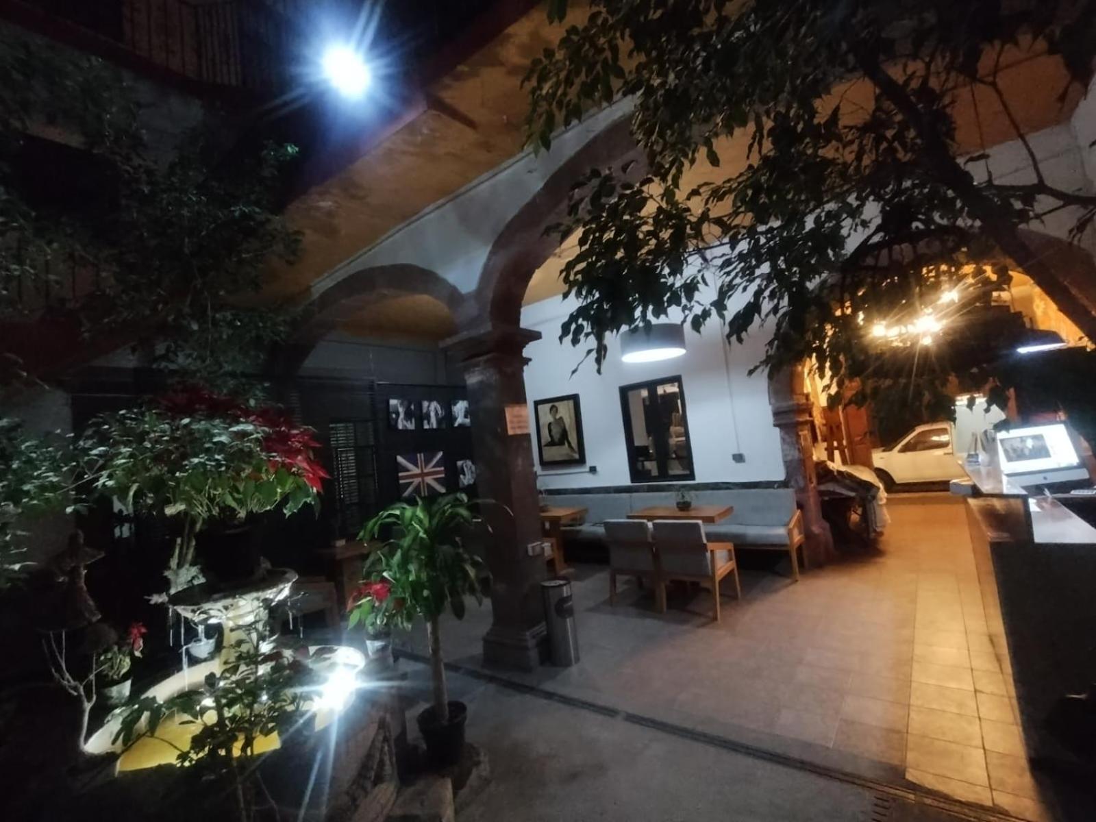 Aparthotel Sarita Centro Historico Sma Альенде Экстерьер фото